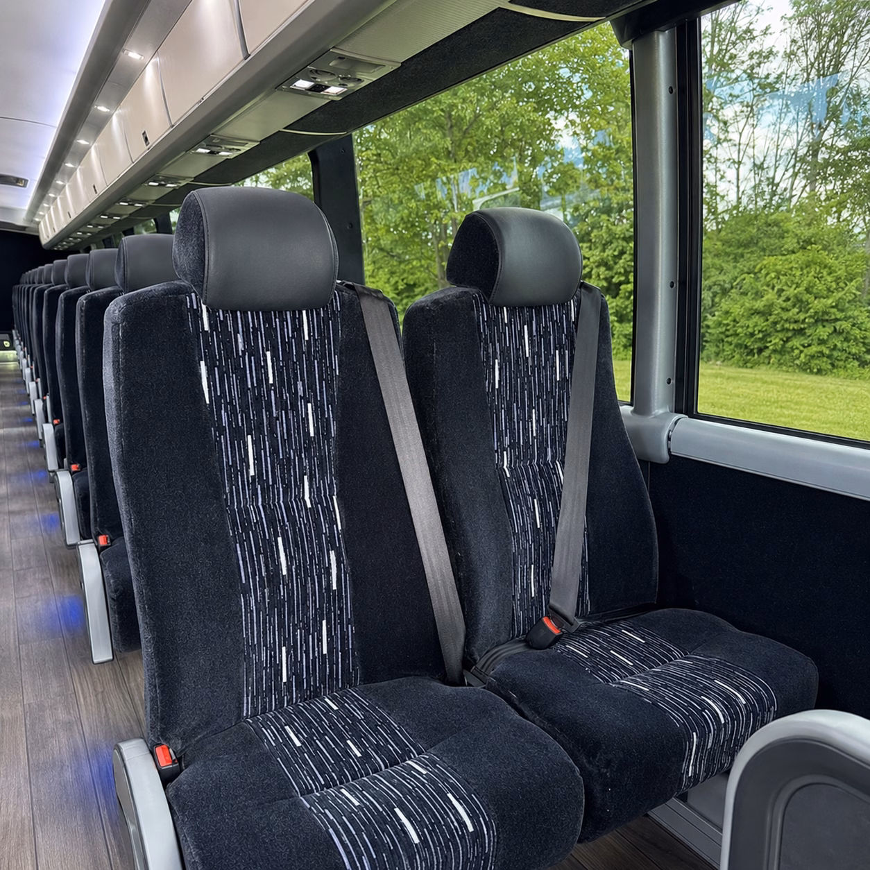 kaysville conference shuttles and corporate bus rentals in kaysville