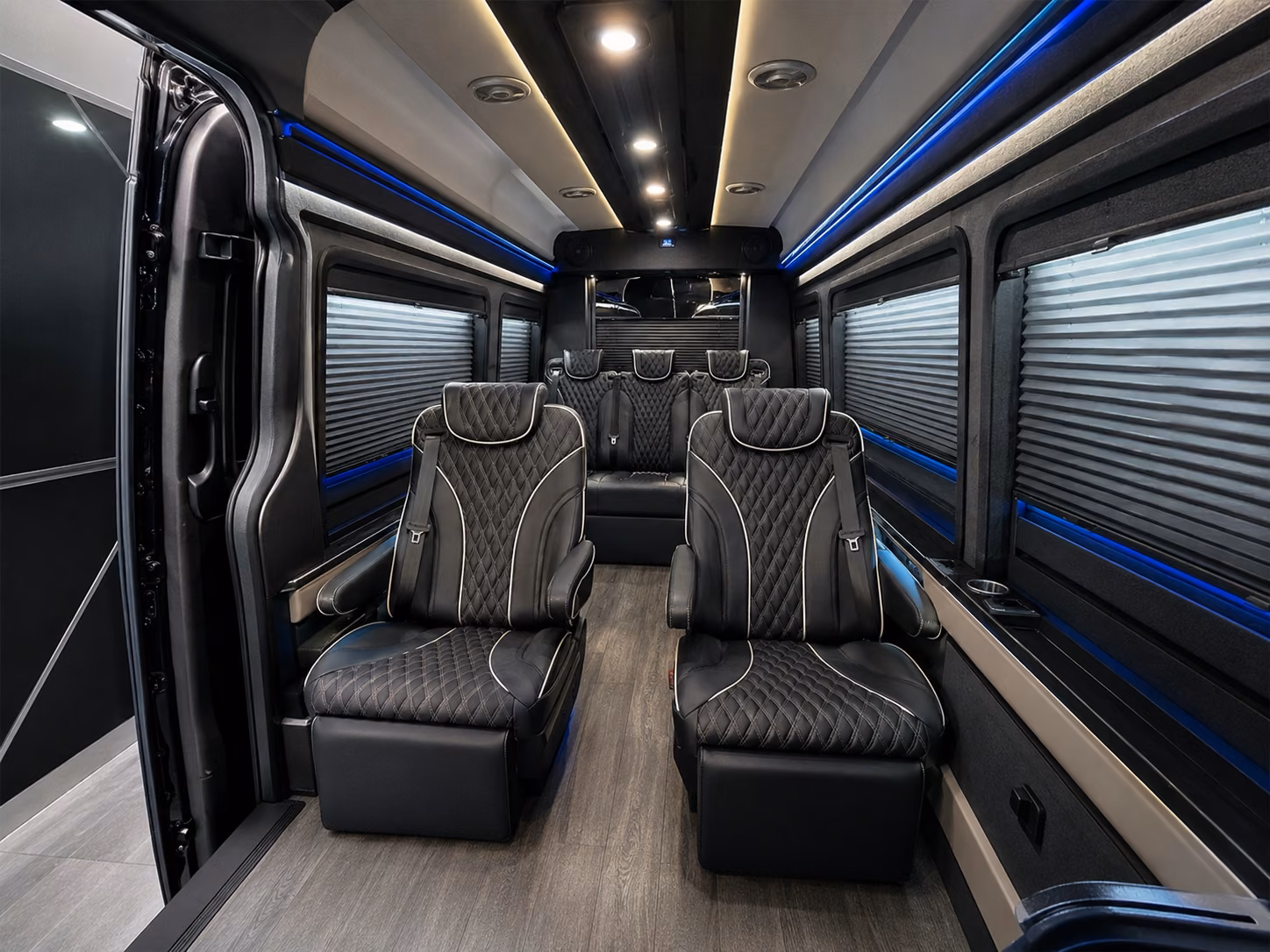 let logancharterbuscompany com make your logan airport run simple from start to finish