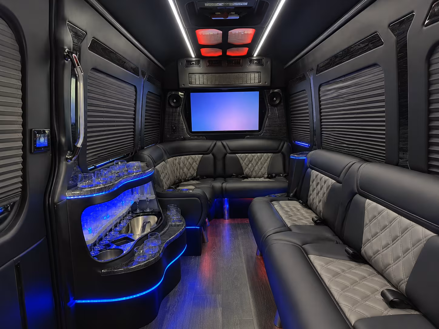 logan 30 passenger party bus