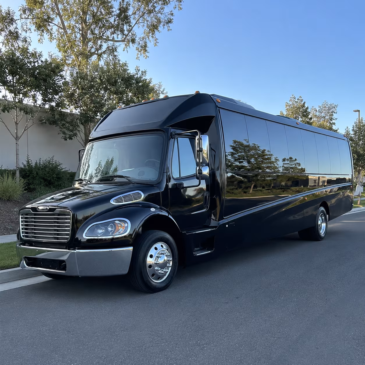 minibus rentals for smaller logan prom groups right sized for cache valley