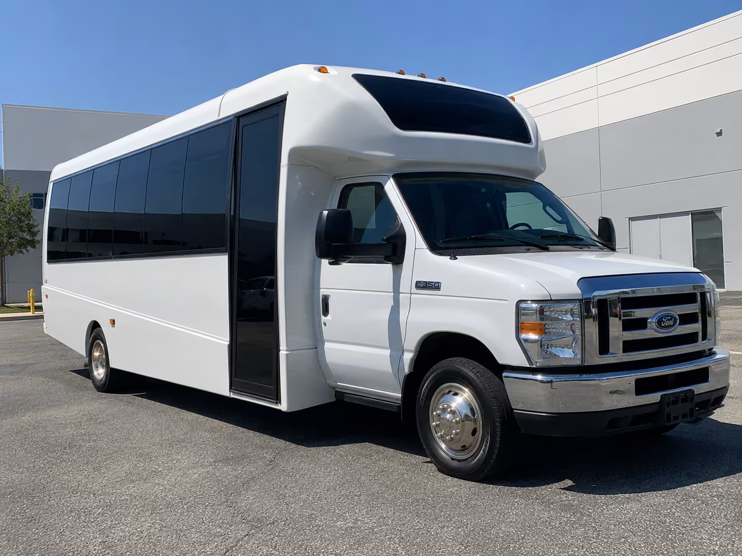 the easy way to compare logan buses