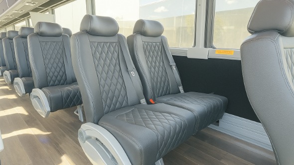 logan 15 passenger minibus rental